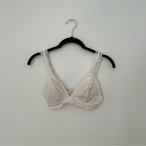 VS Pink White Lace Bralette